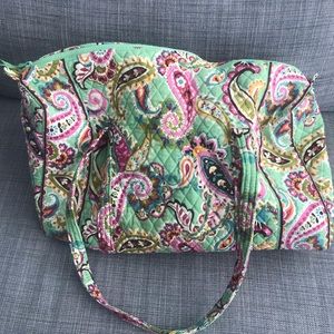 Vera Bradley large duffle EUC cute pattern
